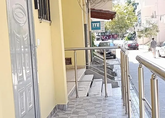 The Twins Nr12 Durrës